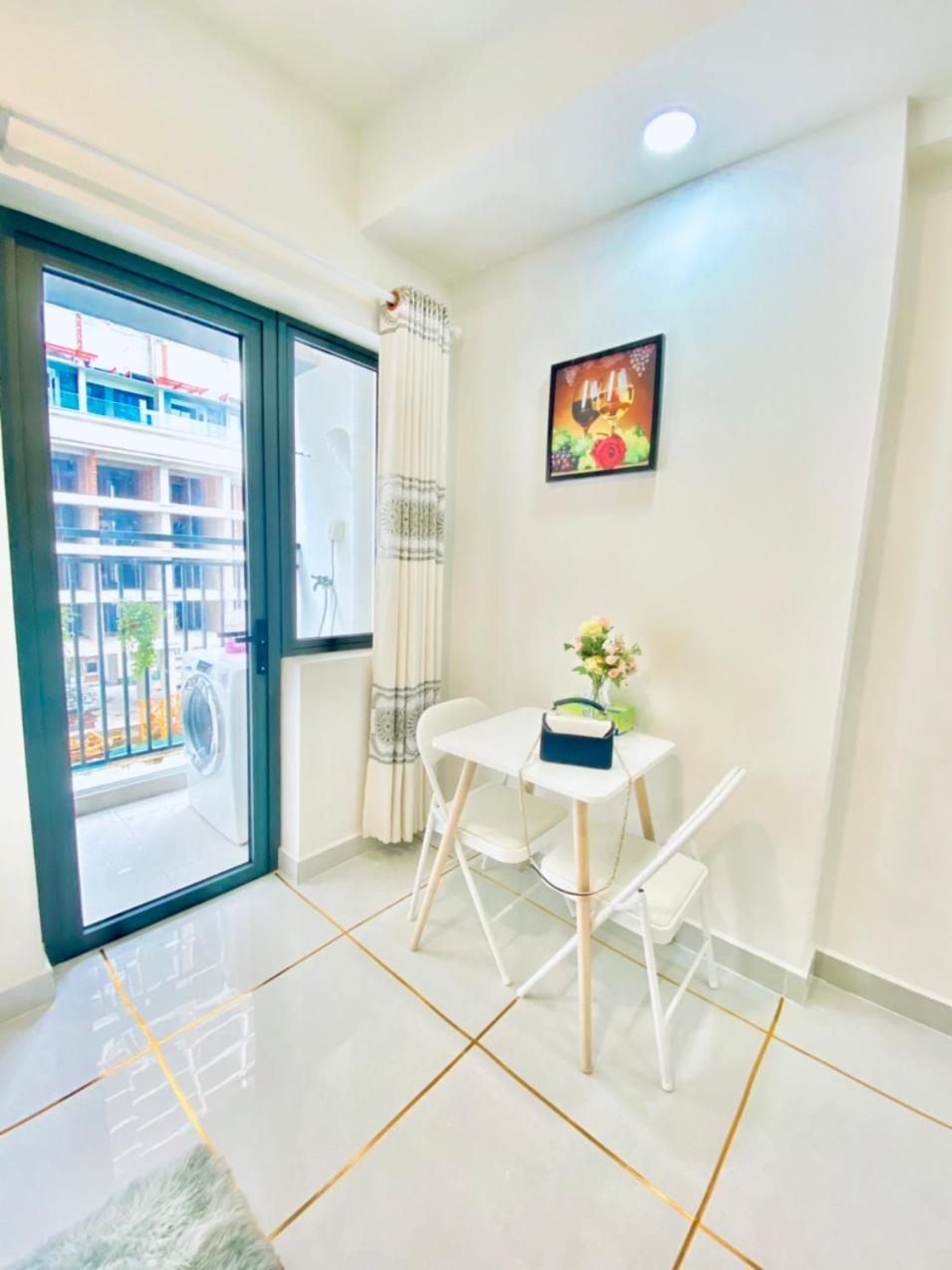 Soho Apartments - 5-Min-Waling To Hcmc Heart Ho Chi Minh City Bagian luar foto